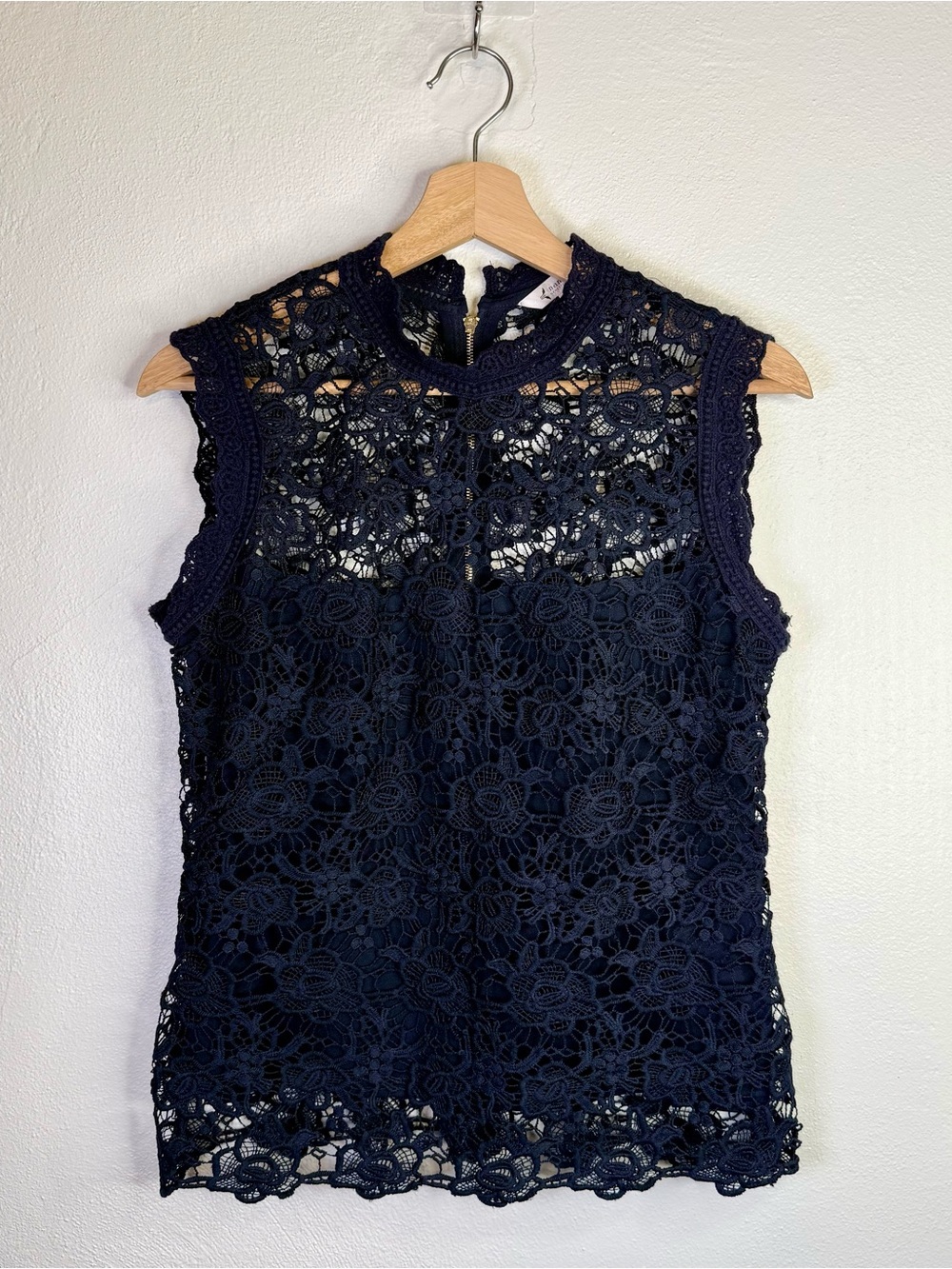 Nanette Lepore Navy Sleeveless Lace Floral Overlay Top Women’s Size Small